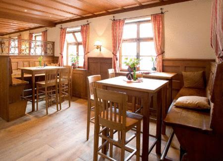 Hotel Gasthof Neumayr Обертрум-ам-Зее Экстерьер фото